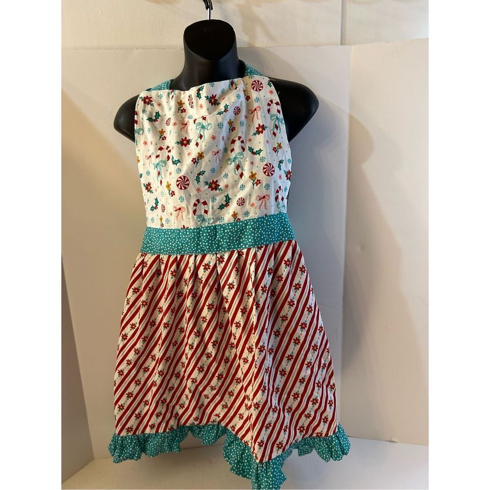 Pioneer woman full apron blue‎ ruffle red poinsettia rn#18143 nwot